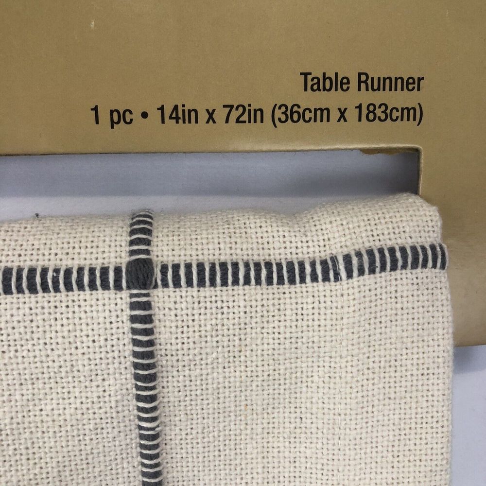 TABLE RUNNER - Picture 8 of 8